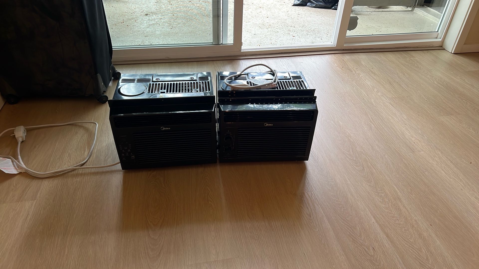 Midea AC Unit
