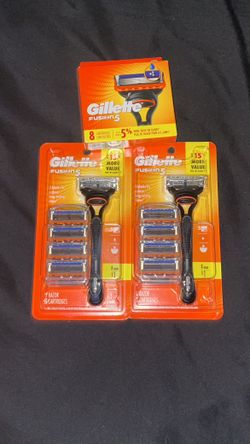 Gillete men razors