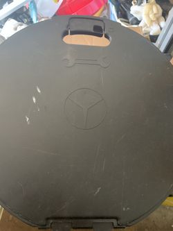 EMPTY Mercedes Benz Round Tool Tray with Foam Lining