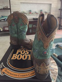 Excellent Condition Girls Dan Post Boots