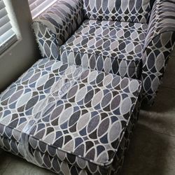 Swivel Chair With Storage ottoman 