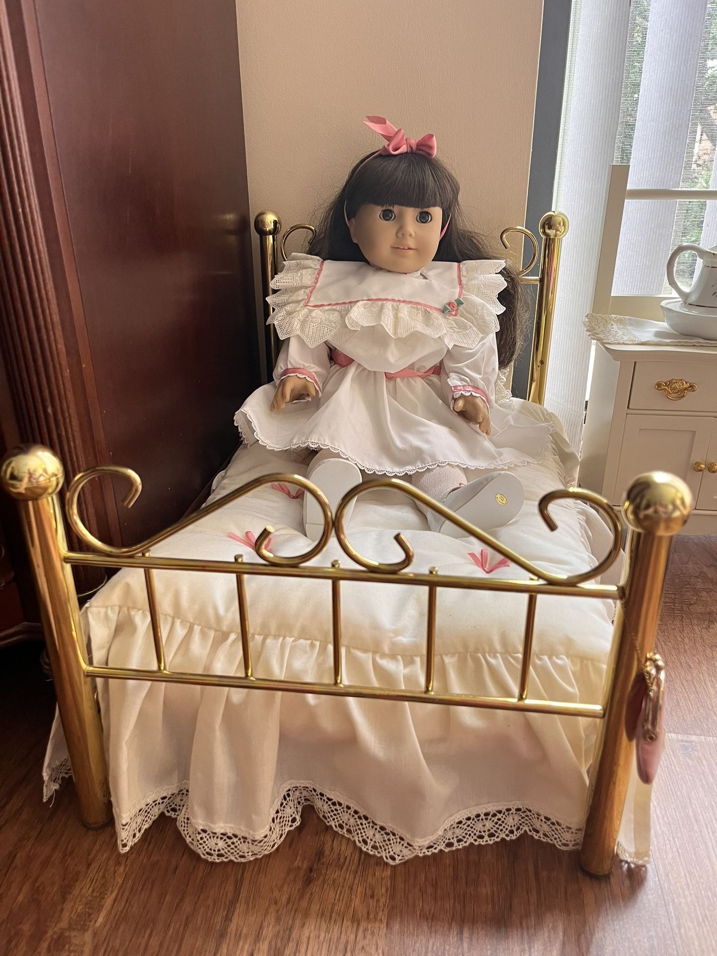 Samantha American Girl Doll Pleasant Company + Bedroom & Accessories 1996