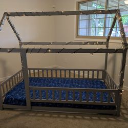 Kids/Toddler Wooden Floor Bed
