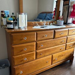 Wooden King Size Bedroom Set 