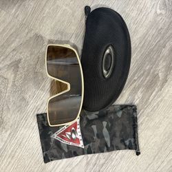 Oakley Sutro