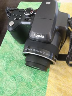 KODAK EASYSHARE DIGITAL CAMERA 3.0" LCD HD 26X OPTICAL ZOOM 14.0 MEGAPIXELES TESTED WORKING GREAT uses batteries AA