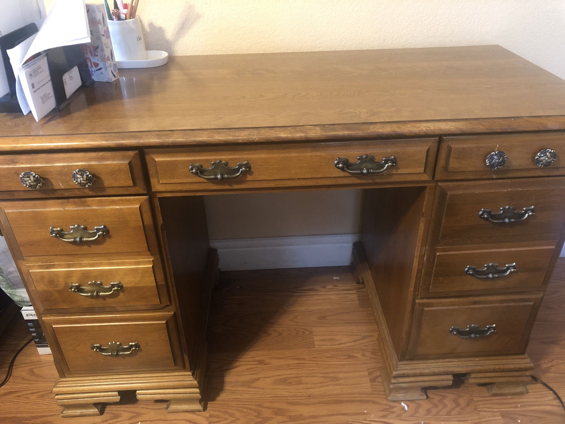 Office Desk