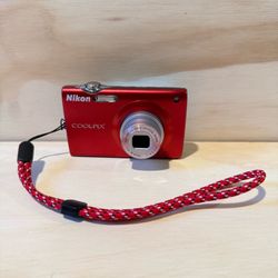 Nikon Coolpix S205 Digital Camera Red Tested GREAT w/Card-Bat-Charg Read Info!!