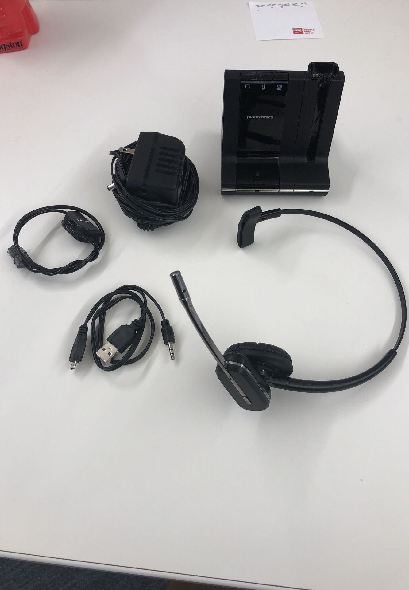 Plantronics Savi w745 wireless headset