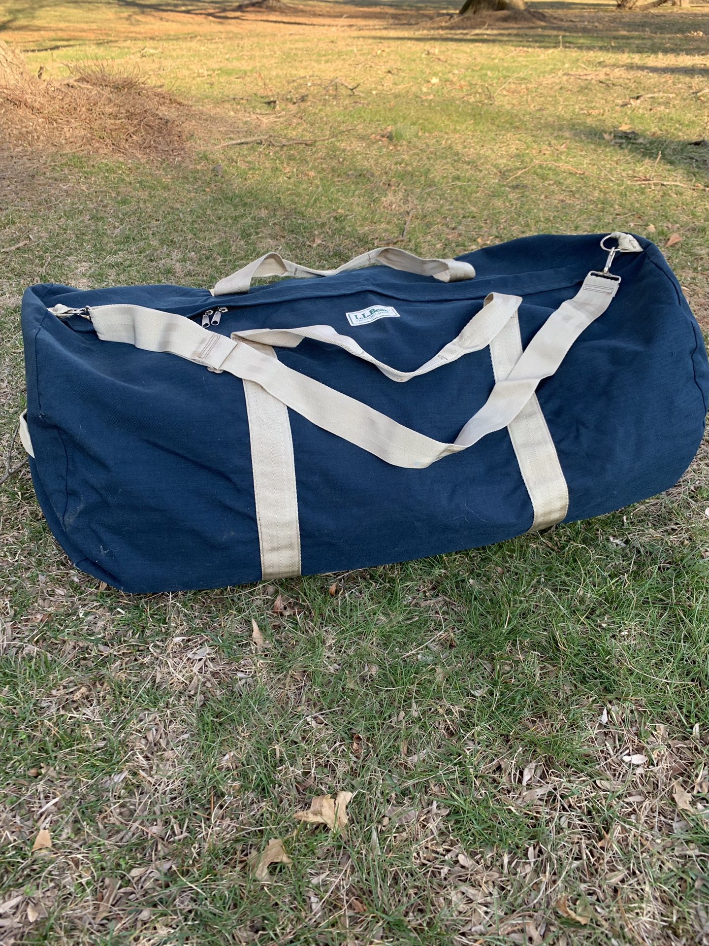 L L Bean Extra Large Canvas Duffle Bag 34” for camping sports equipment travel