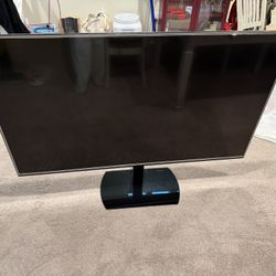 LG 65“ 4 TV