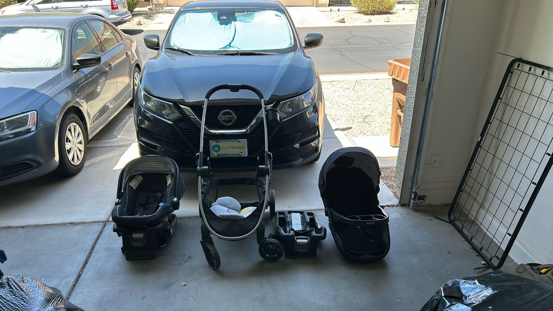Graco Car seat And Stroller Bundle