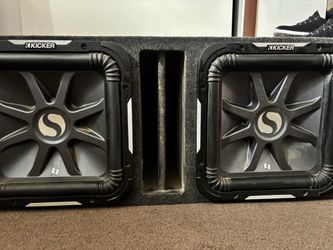 Dual Kicker L7 Subwoofers in Ported Box