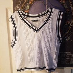 White Textured sweater vest