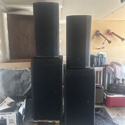 Selling My 2x JBL’s SrxDouble 18”s  Brand 