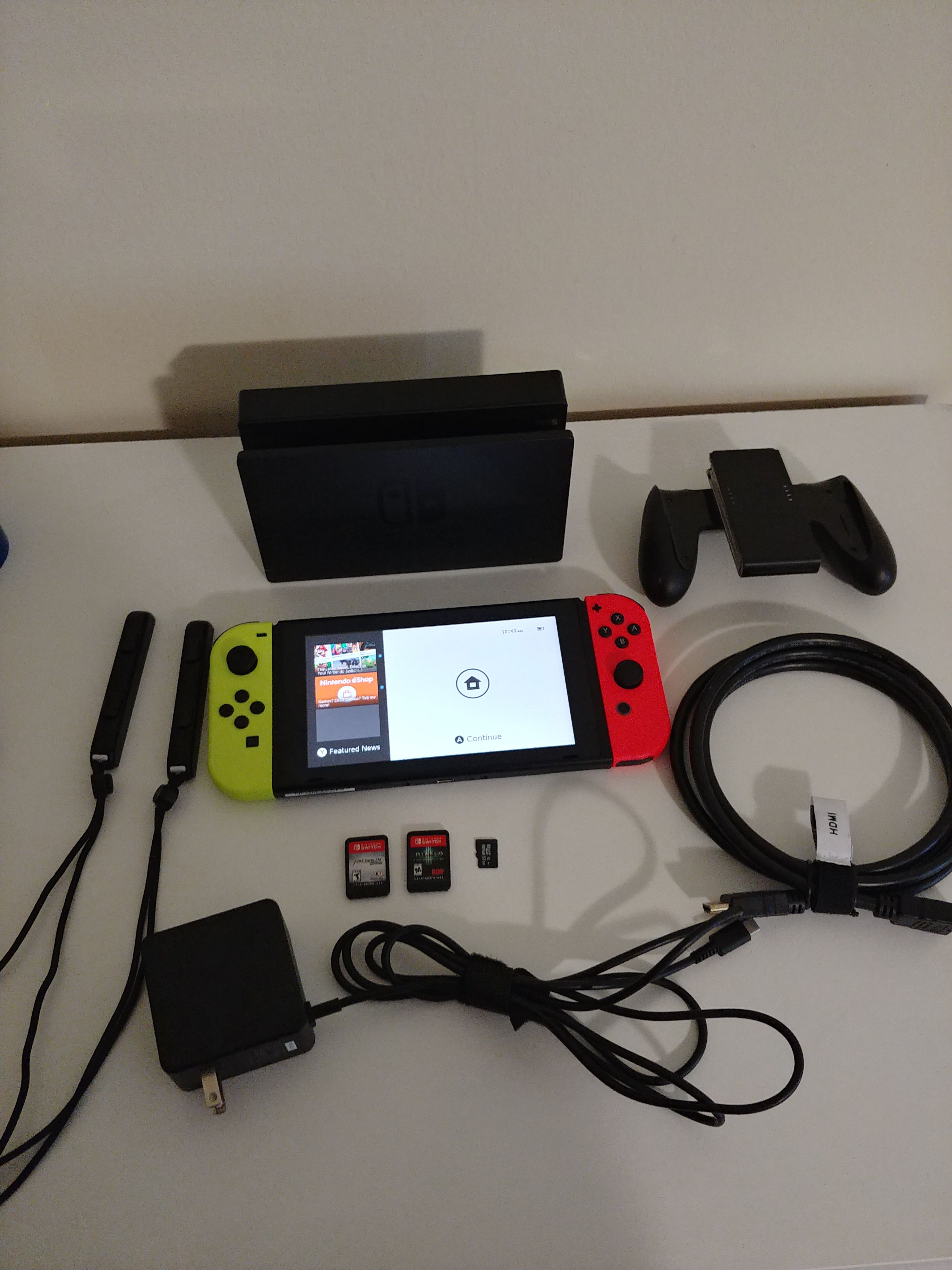 32 GB Nintendo switch with 2 games