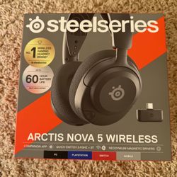 Steel Series Wireless Arctic Nova 5 Headphones