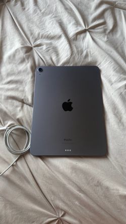 iPad Aid- 10.9 Inch 64 GB Space Gray