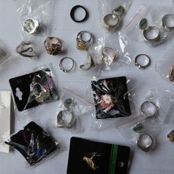 25 Assorted Brand New Rings 