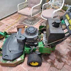 John Deer Lawn Mower 