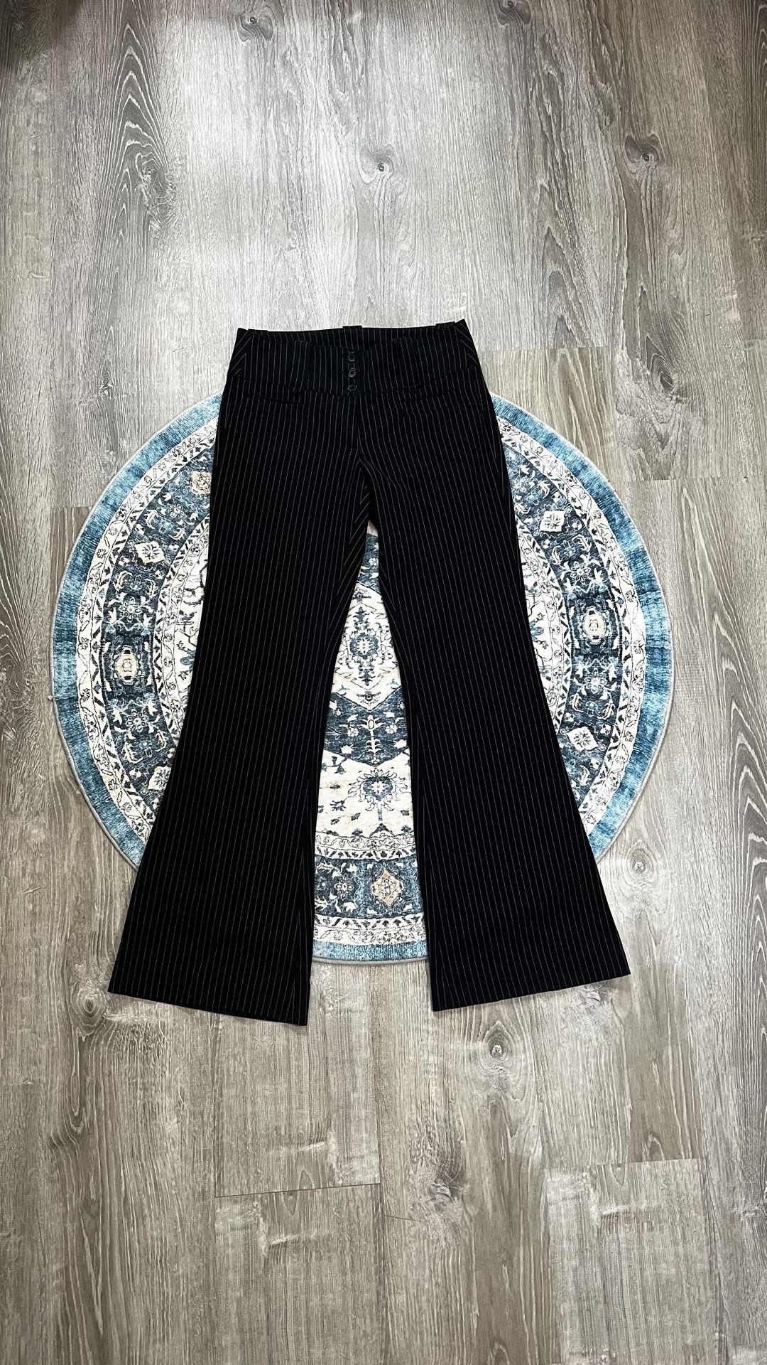 H&M Divided Size 6 Vintage Black & White Pinstripe Flare Slacks Pants Workwear
