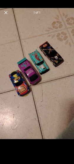 Scooby-Doo Die-Cast Toy Cars Set of 4