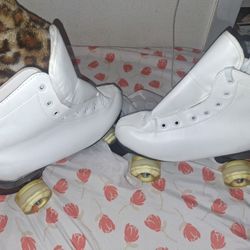 Skates