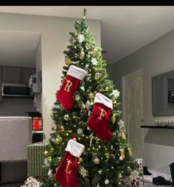 Christmas Tree, decor included.