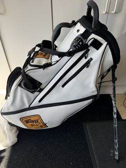 Like New Wizpak Leather Golf Stand Bag With Built In Bluetooth Speaker System 