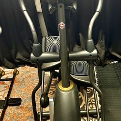 Schwinn 430 Elliptical 