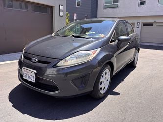 2011 Ford Fiesta