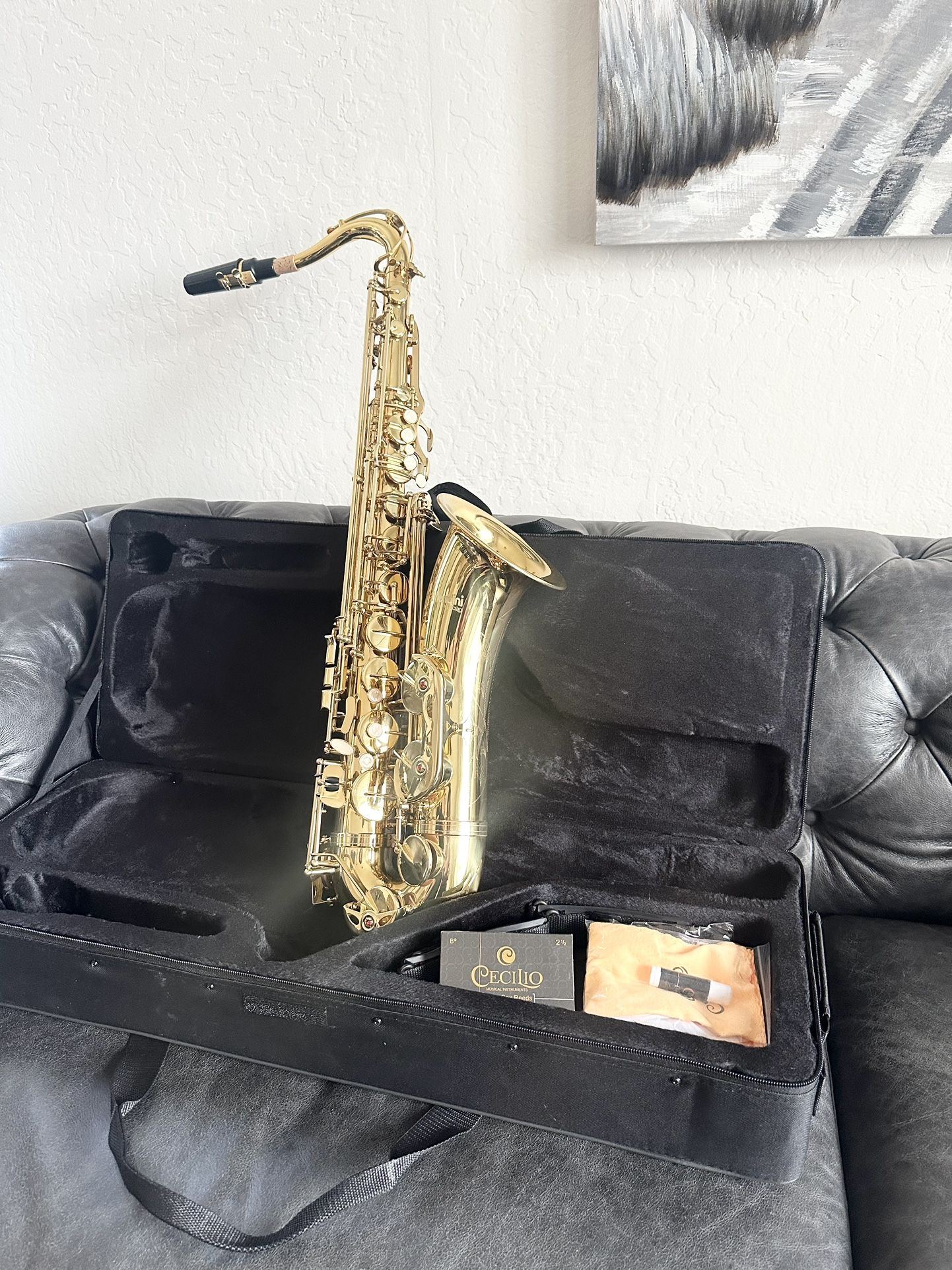 Brand New Tenor Saxophone/ Tenor Sax With Case And Accessories 