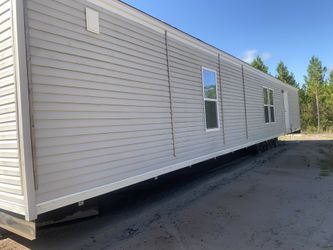 2018 Legacy Single Wide Mobile Home 2/1 