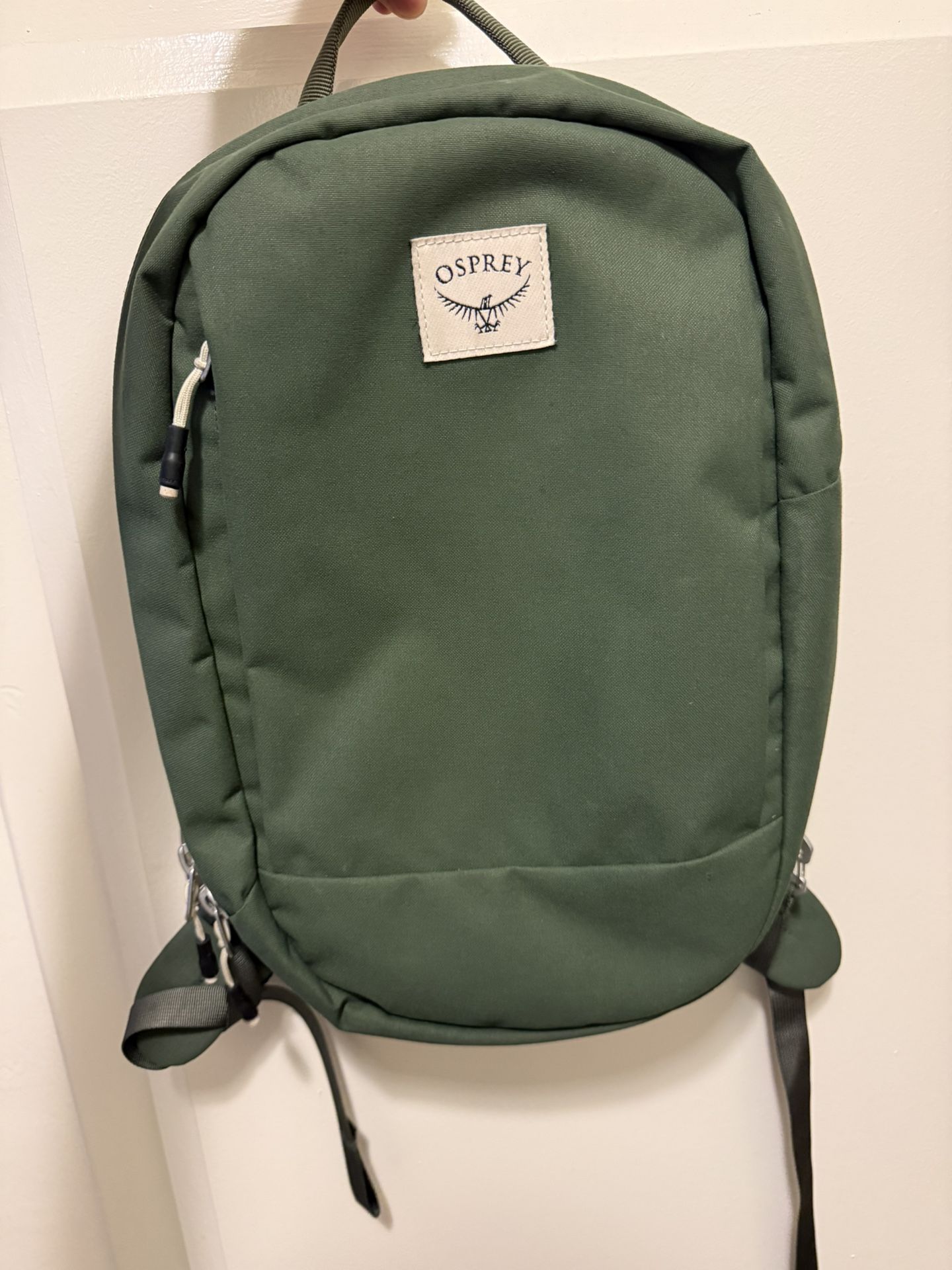 Osprey Green Backpack Daypack Travel Laptop Bag