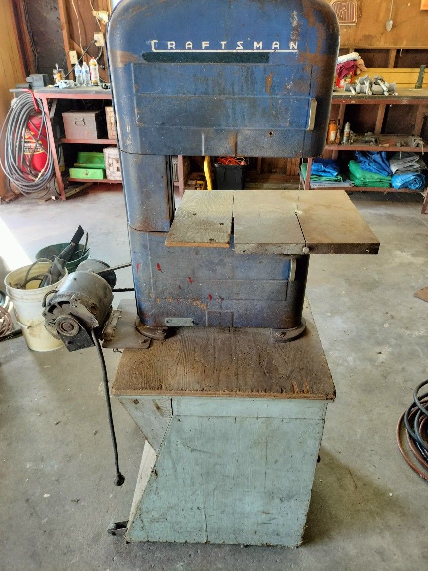 Bandsaw. Craftsman. Vintage