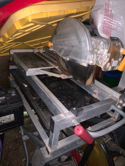 Tile cutter with stand