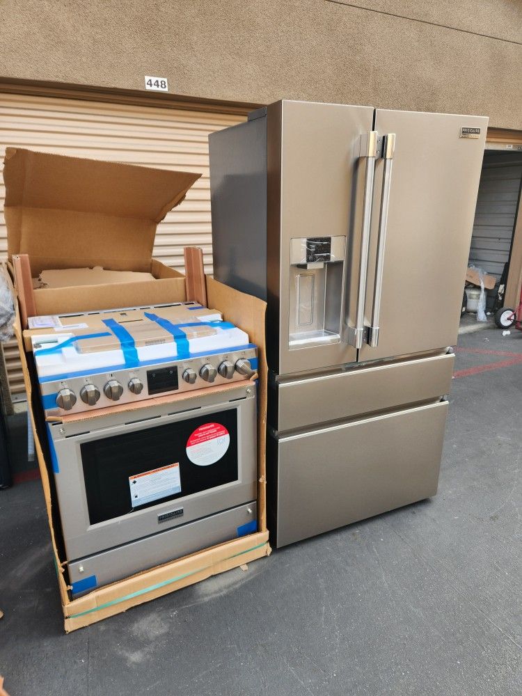 Combo Frigidayre Profesional Refrigerator Counter Depth And Gas Stove