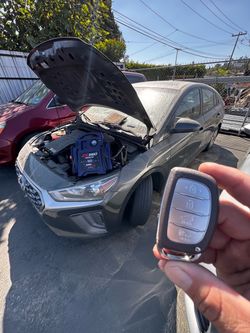 Car keys/llaves para Carros/key fobs