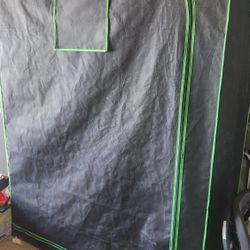 Grow Tent Set Up 