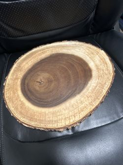 Round Wooden Charcuterie Board - Live Edge Serving Board