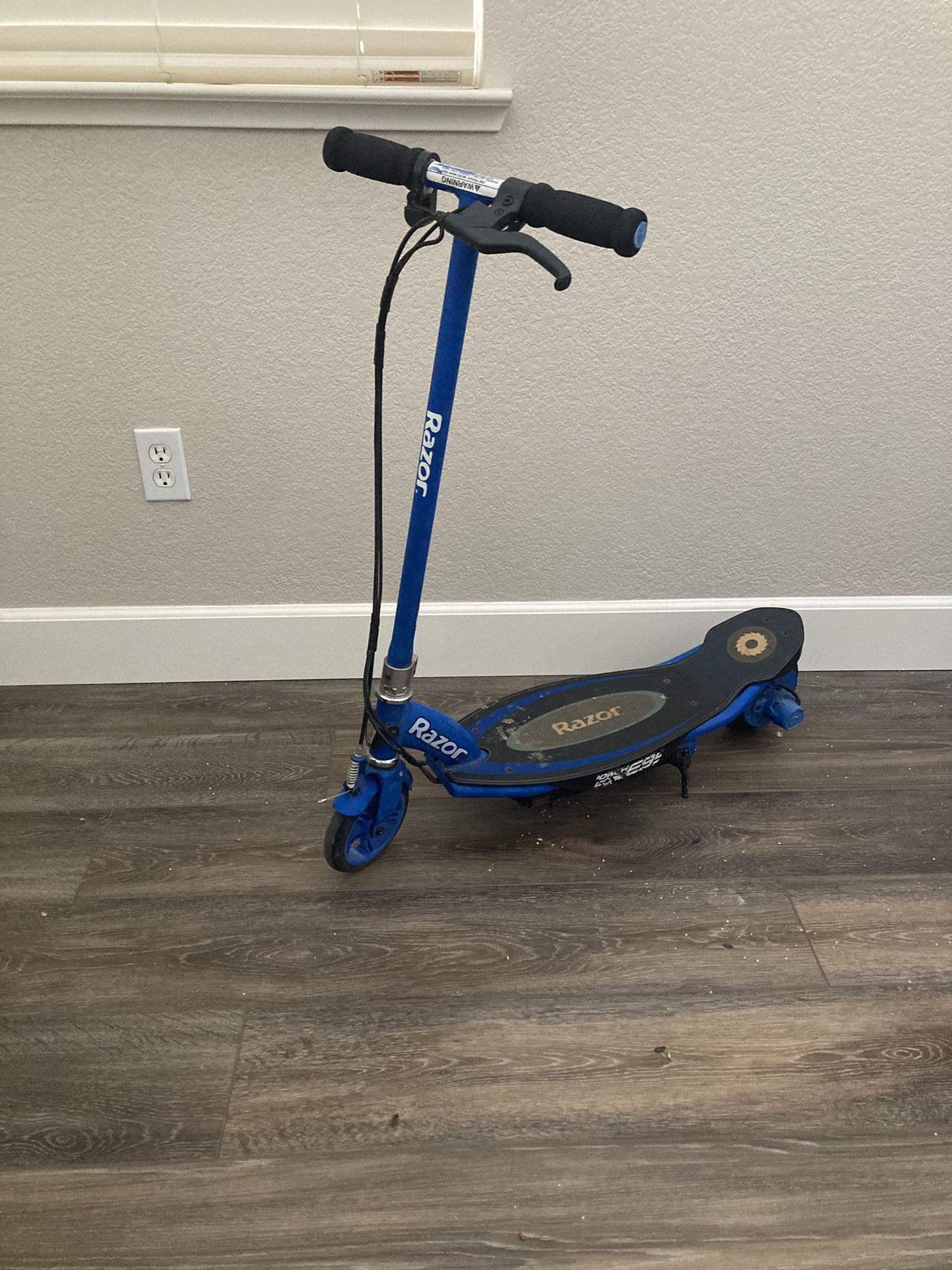 Electric Razor Scooter