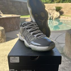 Used Jordan 11 Low “Cool Grey”…. Size 8