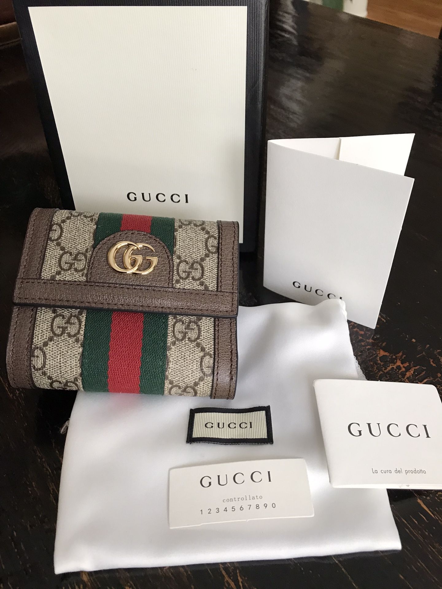 Gucci GG Small Compact Wallet