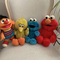 Lovely Sesame Street Plush Toys 