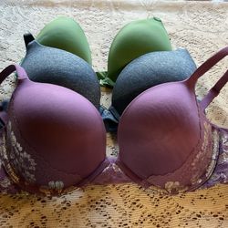 Victoria’s Secret Push-Up Bras (36 C )
