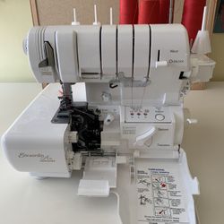 Baby Lock Evolution Serger