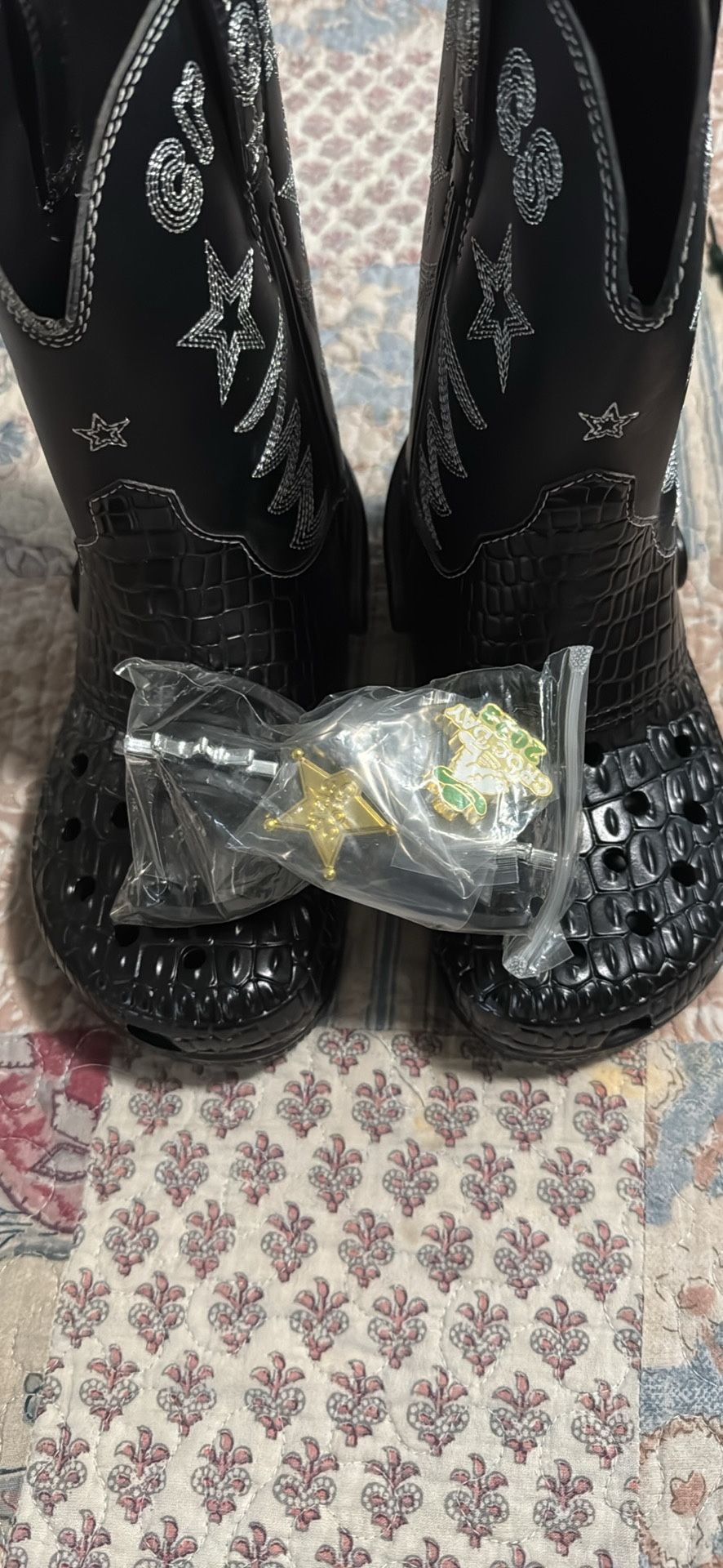 Crocs Classic Cowboy Boot
