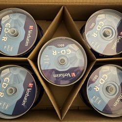 Verbatim 700MB 52X CD-R Box of 250 (Five Packs of 50) 80 Minute New Open Box