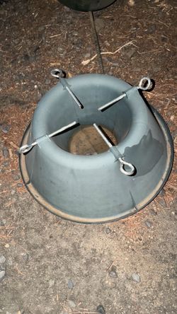 Free Christmas stands and much more