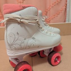 Roller Skates (Size 4)